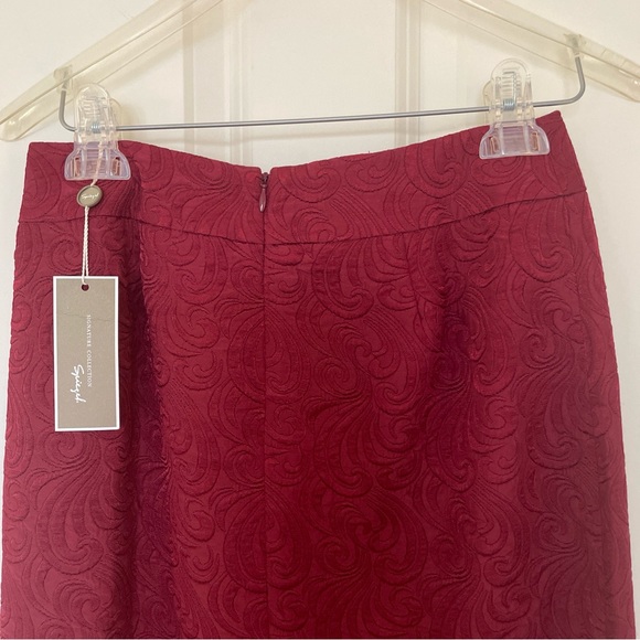 NWT Spiegel Jacquard Maroon Skirt - Size 4 - Picture 4 of 5